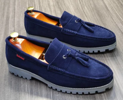 Chaussure sebago avec semelle en daim deux pompons , qualité irréprochable, timberland produit générique