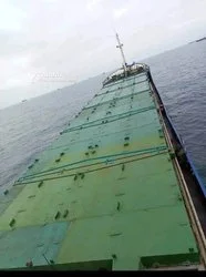 Bateau Cargo