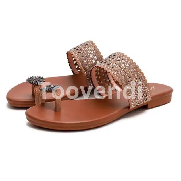 Sandale plate confortable décontractée pour femme – Noir / Marron – Mode et loisirs